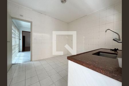 Casa à venda com 198m², 4 quartos e 3 vagas Casa à venda com 198m², 4 quartos e 3 vagasCozinha