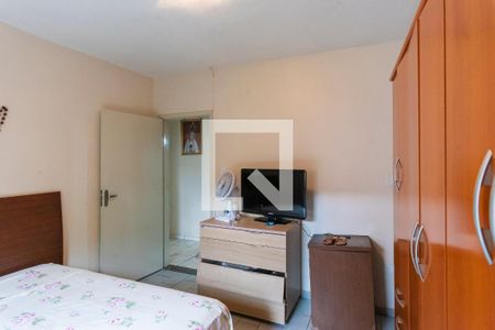 Casa à venda com 100m², 4 quartos e 3 vagas Casa à venda com 100m², 4 quartos e 3 vagasQuarto 2