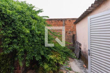 Casa à venda com 100m², 4 quartos e 3 vagas Casa à venda com 100m², 4 quartos e 3 vagasVista do Quarto 2