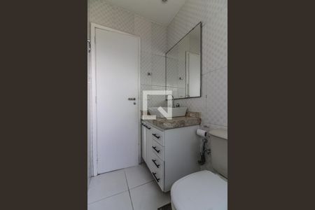 Apartamento à venda com 100m², 2 quartos e 1 vagaSuíte Master - Banheiro