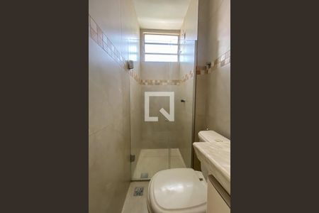 Apartamento à venda com 120m², 3 quartos e 1 vaga Apartamento à venda com 120m², 3 quartos e 1 vagaBanheiro da Suíte