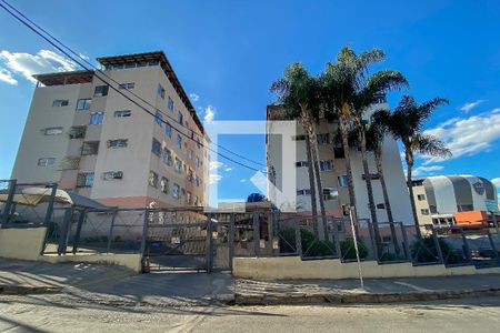 Apartamento à venda com 120m², 3 quartos e 1 vaga Apartamento à venda com 120m², 3 quartos e 1 vagaFachada