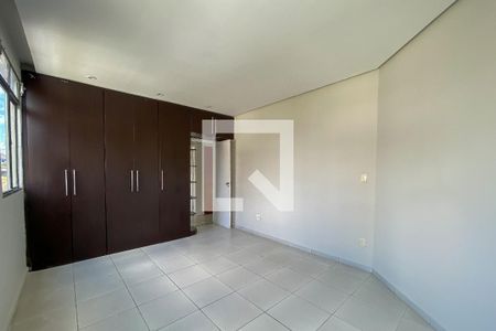 Apartamento à venda com 120m², 3 quartos e 1 vaga Apartamento à venda com 120m², 3 quartos e 1 vagaSuíte