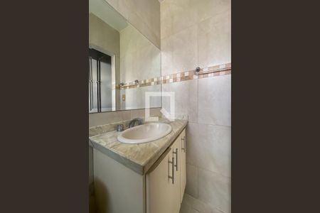 Apartamento à venda com 120m², 3 quartos e 1 vaga Apartamento à venda com 120m², 3 quartos e 1 vagaBanheiro da Suíte