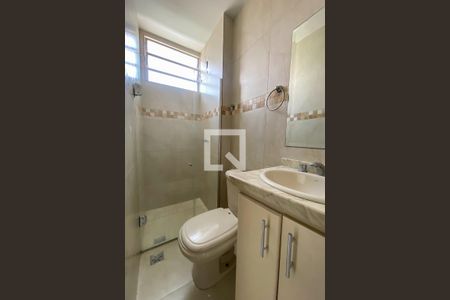 Apartamento à venda com 120m², 3 quartos e 1 vaga Apartamento à venda com 120m², 3 quartos e 1 vagaBanheiro da Suíte