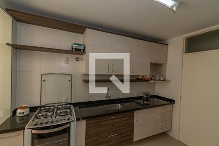 Apartamento à venda com 85m², 2 quartos e 1 vaga Apartamento à venda com 85m², 2 quartos e 1 vagaCozinha