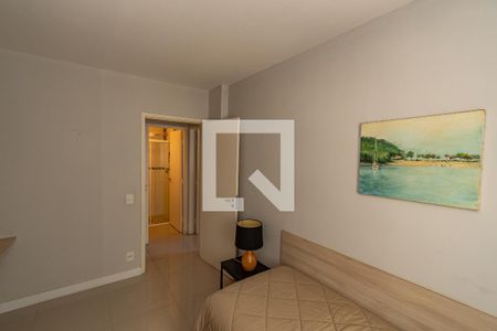 Apartamento à venda com 85m², 2 quartos e 1 vaga Apartamento à venda com 85m², 2 quartos e 1 vagaQuarto