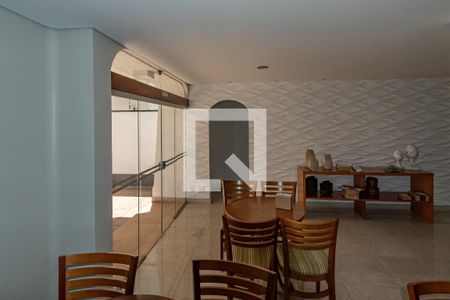 Apartamento à venda com 85m², 2 quartos e 1 vaga Apartamento à venda com 85m², 2 quartos e 1 vagaÁrea comum - Salão de festas