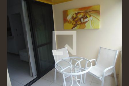 Varanda  de apartamento para alugar com 1 quarto, 55m² em Caminho das Árvores, Salvador