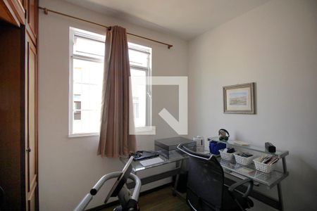 Apartamento à venda com 125m², 3 quartos e 2 vagasQuarto 2