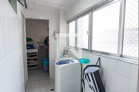 Apartamento à venda com 65m², 2 quartos e 1 vaga Apartamento à venda com 65m², 2 quartos e 1 vagaÁrea de serviço