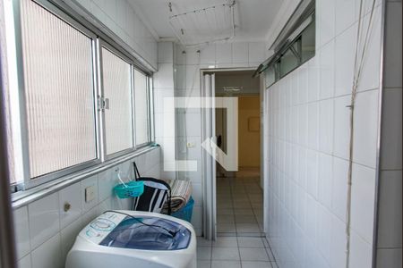 Apartamento à venda com 65m², 2 quartos e 1 vaga Apartamento à venda com 65m², 2 quartos e 1 vagaÁrea de serviço