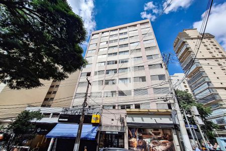 Apartamento à venda com 65m², 2 quartos e 1 vaga Apartamento à venda com 65m², 2 quartos e 1 vagaFachada