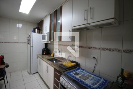 Apartamento à venda com 58m², 2 quartos e 1 vagaCozinha