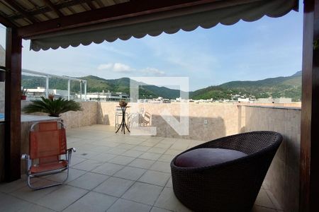 Apartamento à venda com 146m², 3 quartos e 2 vagasCobertura