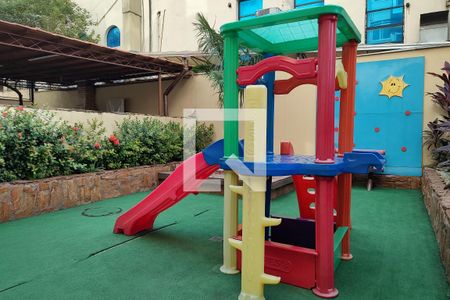 Apartamento à venda com 146m², 3 quartos e 2 vagasÁrea comum - Playground