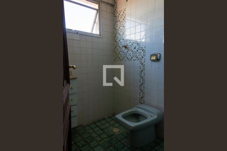 Apartamento à venda com 56m², 2 quartos e 1 vaga Apartamento à venda com 56m², 2 quartos e 1 vagaBanheiro