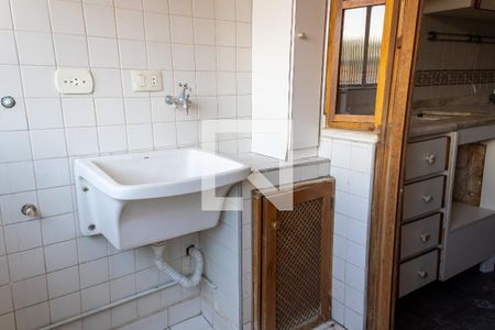 Apartamento à venda com 56m², 2 quartos e 1 vaga Apartamento à venda com 56m², 2 quartos e 1 vagaÁrea de Serviço