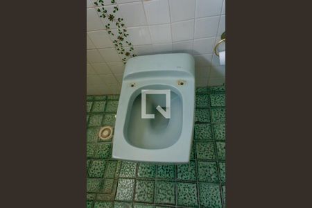 Apartamento à venda com 56m², 2 quartos e 1 vaga Apartamento à venda com 56m², 2 quartos e 1 vagaBanheiro