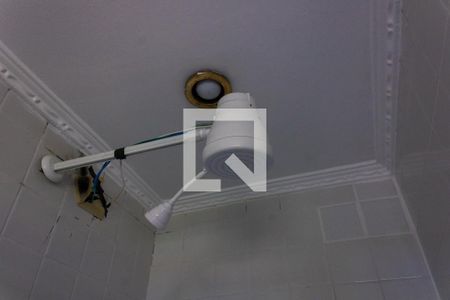 Apartamento à venda com 56m², 2 quartos e 1 vaga Apartamento à venda com 56m², 2 quartos e 1 vagaBanheiro