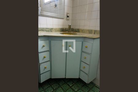 Apartamento à venda com 56m², 2 quartos e 1 vaga Apartamento à venda com 56m², 2 quartos e 1 vagaBanheiro