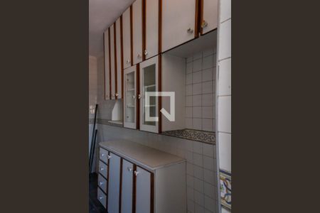 Apartamento à venda com 56m², 2 quartos e 1 vaga Apartamento à venda com 56m², 2 quartos e 1 vagaCozinha