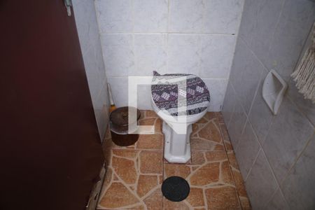 Casa à venda com 240m², 4 quartos e 3 vagasBanheiro de serviço