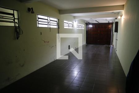 Casa à venda com 240m², 4 quartos e 3 vagasGaragem