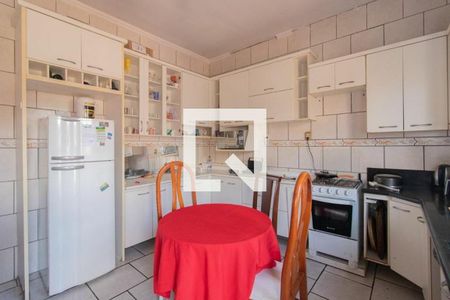 Casa à venda com 420m², 3 quartos e 4 vagas