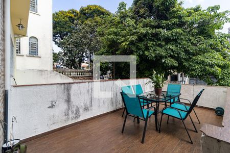 Apartamento à venda com 115m², 3 quartos e 1 vaga Apartamento à venda com 115m², 3 quartos e 1 vagaVaranda