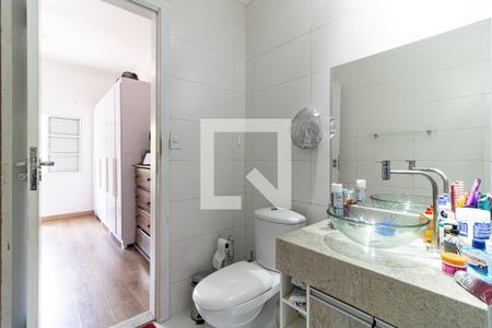Apartamento à venda com 115m², 3 quartos e 1 vaga Apartamento à venda com 115m², 3 quartos e 1 vagaBanheiro da Suíte 1