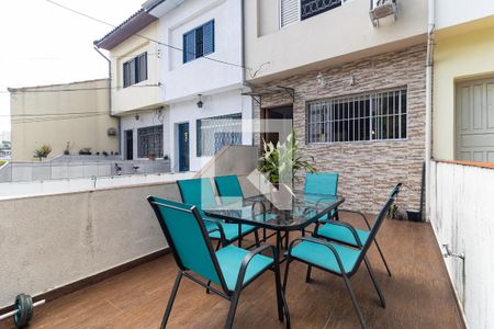 Apartamento à venda com 115m², 3 quartos e 1 vaga Apartamento à venda com 115m², 3 quartos e 1 vagaVaranda