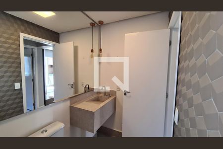 Apartamento à venda com 70m², 2 quartos e 1 vaga Apartamento à venda com 70m², 2 quartos e 1 vagaBanheiro