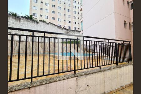 Apartamento à venda com 70m², 2 quartos e 1 vaga Apartamento à venda com 70m², 2 quartos e 1 vagaÁrea comum - Piscina