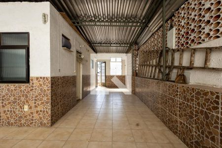 Casa de condomínio à venda com 200m², 4 quartos e sem vaga Casa de condomínio à venda com 200m², 4 quartos e sem vagaTerraço