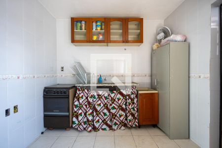 Casa de condomínio à venda com 200m², 4 quartos e sem vaga Casa de condomínio à venda com 200m², 4 quartos e sem vagaCozinha Terraço