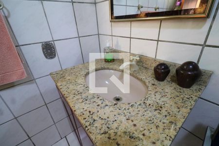 Casa à venda com 280m², 4 quartos e 1 vagaBanheiro da Suíte