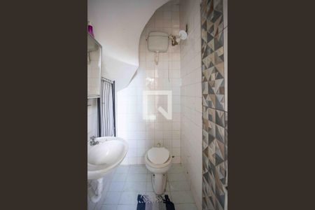 Casa à venda com 154m², 2 quartos e 4 vagasLavabo