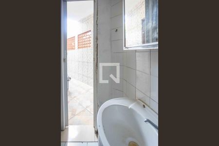 Casa à venda com 154m², 2 quartos e 4 vagasLavabo