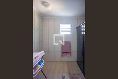 Casa à venda com 154m², 2 quartos e 4 vagasBanheiro