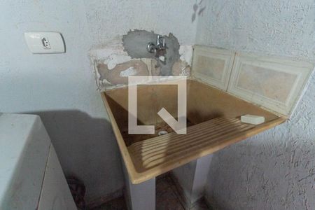 Casa à venda com 126m², 3 quartos e 4 vagas Casa à venda com 126m², 3 quartos e 4 vagasLavanderia