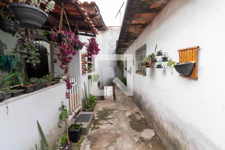 Casa à venda com 126m², 3 quartos e 4 vagas Casa à venda com 126m², 3 quartos e 4 vagasQuintal