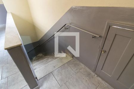 Apartamento à venda com 60m², 2 quartos e 1 vaga Apartamento à venda com 60m², 2 quartos e 1 vagaÁrea comum - Escadas
