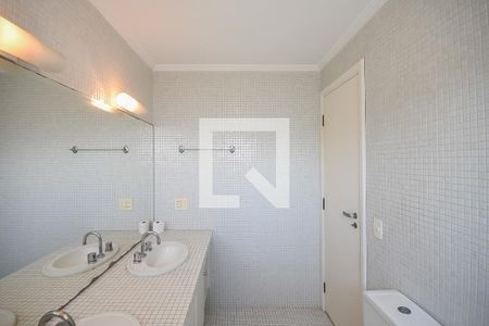 Apartamento à venda com 146m², 3 quartos e 2 vagasBanheiro Suíte