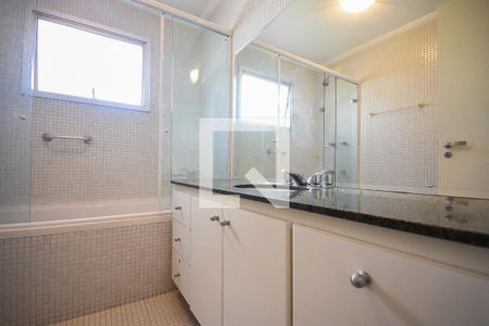 Apartamento à venda com 146m², 3 quartos e 2 vagasBanheiro