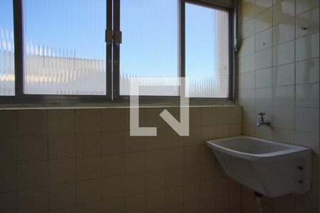 Apartamento à venda com 248m², 3 quartos e 1 vagaÁrea de Serviço