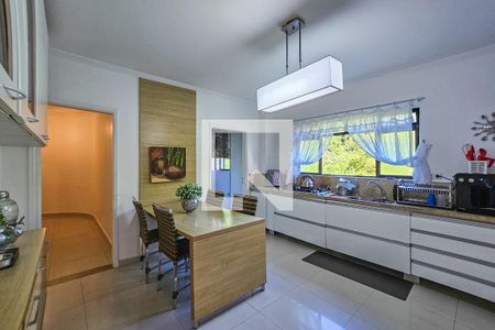 Apartamento para alugar com 176m², 3 quartos e 2 vagas Apartamento para alugar com 176m², 3 quartos e 2 vagasCozinha