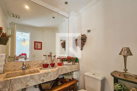 Apartamento para alugar com 176m², 3 quartos e 2 vagas Apartamento para alugar com 176m², 3 quartos e 2 vagasBanheiro