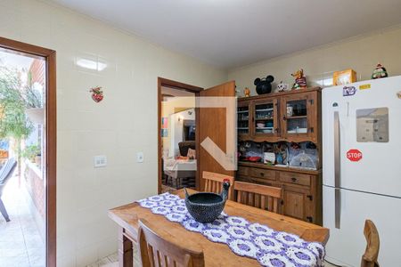 Casa à venda com 447m², 4 quartos e 2 vagas Casa à venda com 447m², 4 quartos e 2 vagasCopa