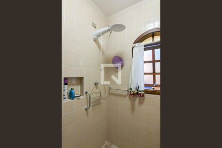 Casa à venda com 447m², 4 quartos e 2 vagas Casa à venda com 447m², 4 quartos e 2 vagasBanheiro de serviço